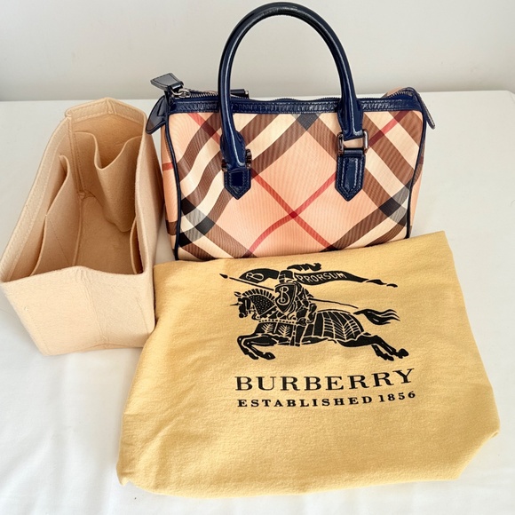 Burberry bag blue - Picture 9 of 10